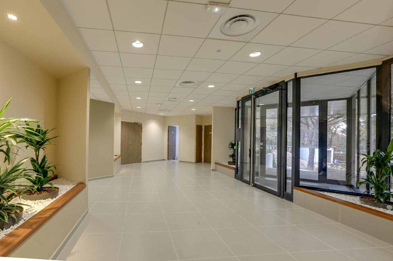 Bureau Aix-en-Provence 2416m² Location bureau Aix-en-Provence Bouches-du-Rhône OLBUR2115060 9
